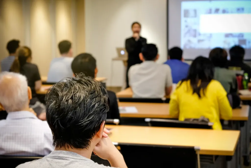 Clomosy Eğitim Seminerleri
