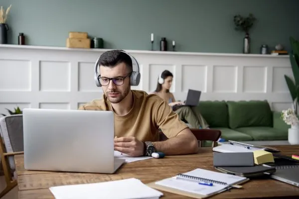 Clomosy Udemy Eğitimi
