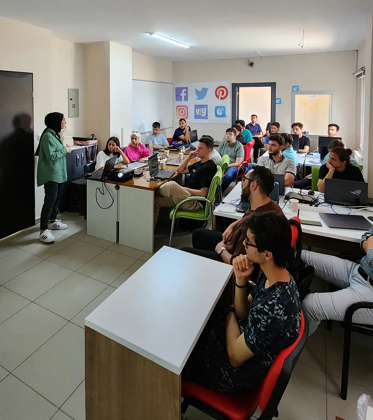 Atiker Yazılım, çeşitli üniversitelerden 50 öğrenciye staj imkanı sağladı